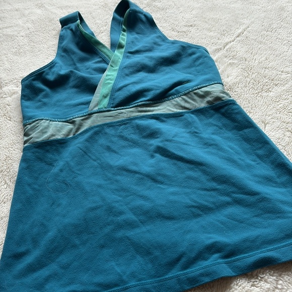 Lululemon Wrap Tank Top – Size 6 | Teal & Mint | Built In Bra| Athleisure - Picture 3 of 5